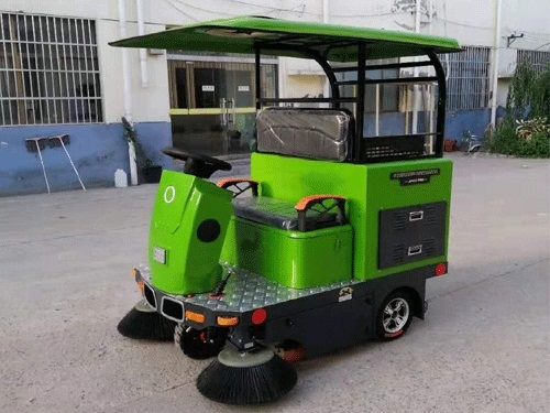 神农架方向盘式三刷扫地车