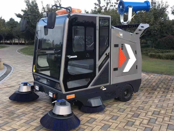 电动三轮清扫车.jpg