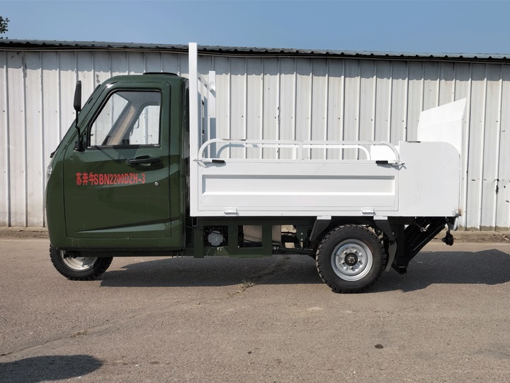 上牌电动环卫车